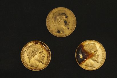 null Trois pièces en or de 20 francs Napoléon III tête nue.

1854 A (x2) - 1857 A...