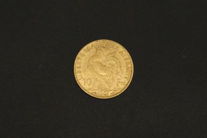 null Pièce en or jaune de 10 Francs au Coq (1907). 

Poids : 3,22 g.