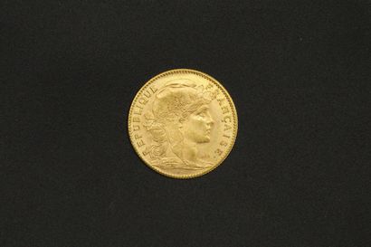 null Pièce en or de 10 francs Coq 1910.

1910 (x1).



Poids : 3.20 g.