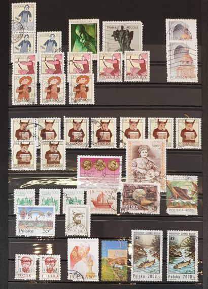 null An accumulation in 10 volumes: France, foreign countries and various. Some stamps...