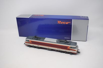 null ROCO: Type CC 6514 TEE powered rail car, item no. 73399 - 5 different cars including...