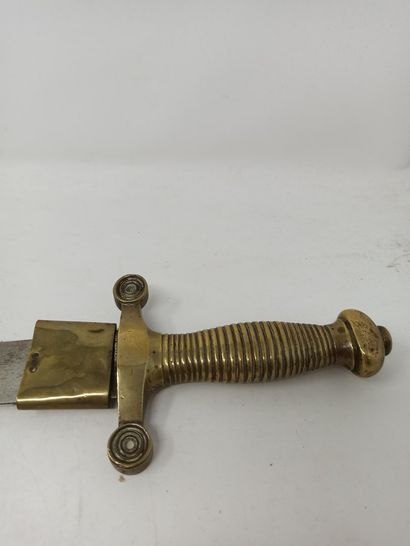 null Two infantry swords, model 1831. Brass mounting and two-edged blade. Without...