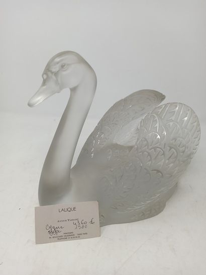 null LALIQUE France

Swan " right head " (created on September 23, 1943). Industrial...