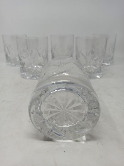null 
CRYSTAL OF BOHEMIA




Six whisky glasses in cut crystal (pb > 24%). Original...
