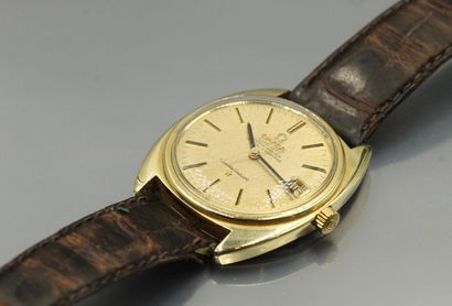 null OMEGA 

Constellation 

Steel and gold-plated wristwatch. Barrel case, screwed...