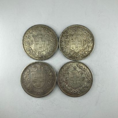 null CONFEDERATION SUISSE 

Lot de quatre pièces de 5 francs en argent 

1907, 1908...