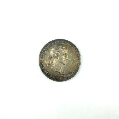 null MEXIQUE - Ferdinand VII

Médaille en argent, 1814 gravée par Gordillo.

Restitution...