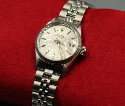 null ROLEX

Date

No. 6519

No. 1830111

Ladies' wristwatch in steel. Round case,...