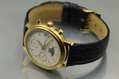 null BREIL

Chronograph bracelet in gilt metal and steel. White dial with moon phases...