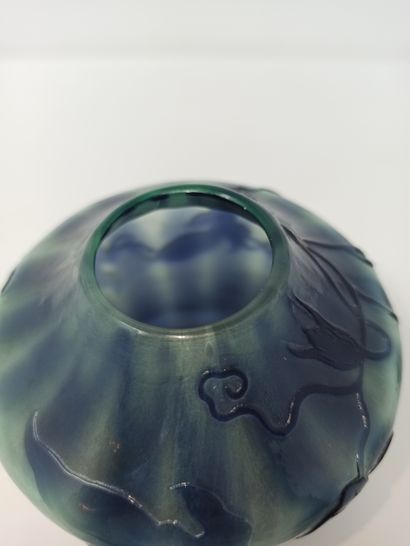 null ETABLISSEMENTS GALLE (1904-1936)

Vase conique épaulé et col ouvert sur talon...