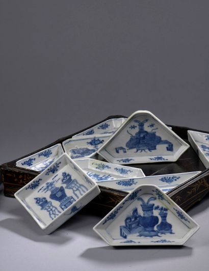 null CHINA - 19th century

A square drageoir comprising nine pieces of porcelain...