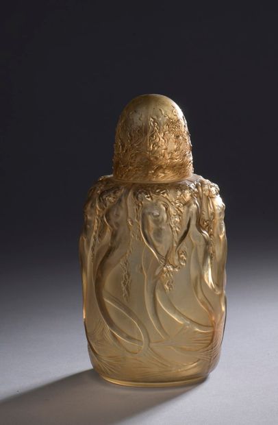  René LALIQUE (1860-1945) 
Brûle-parfum « Sirènes » (modèle créé en 1920). Épreuves...