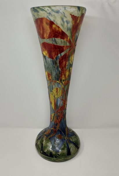 DAUM FRANCE

Large vase with acid-etched...