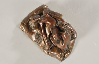 null BRUNI Bruno, born in 1935

Lesbian love

bronze group with brown patina n°3/200

on...
