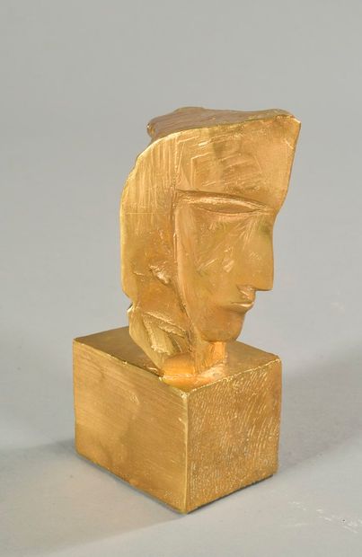  SKLAVOS Yerassimos, 1927-1967 
Visage 
bronze à patine dorée, fonderie de la Monnaie...