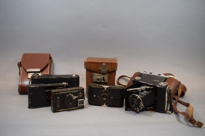 null Camera. Set of six miscellaneous cameras: Bobette I (Ernemann Dresden) body...