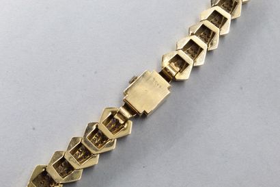 null Montre bracelet de dame en or jaune 18k (750), cadran doré carré à chiffres...