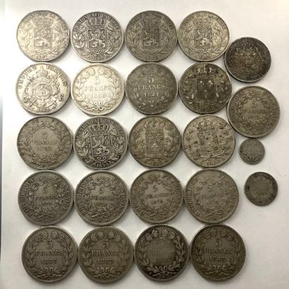 null Ensemble de pièces en argent de 5 francs :

-	Louis XVIII Tête nue 1823 A (x1)...