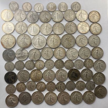 null Set of silver coins of type Semeuse.

Weight : 324.40 g.