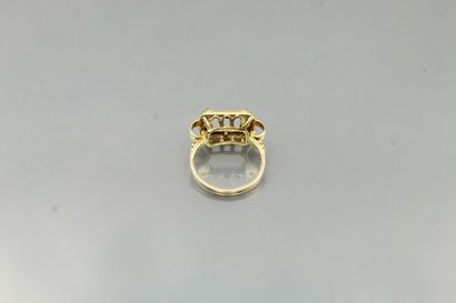 null 
14K (585) yellow gold ring setting.




Weight : 3.29 g. : 3.29 g.
