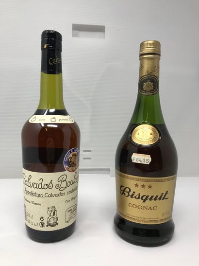 null 2 bottles of EAU-DE-VIE (1 Cognac Bisquit ***, 1 Calvados Boulard 

3 apple...