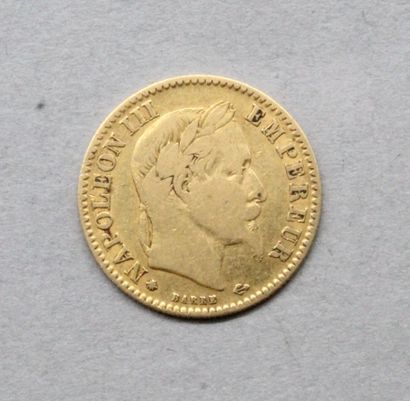 null Pièce en or de 10 francs Napoléon III tête lauréee (1863 A)

TB à TTB

Poids...