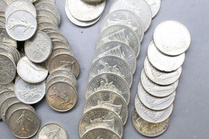null Lot de pièces en argent composé de : 

pièces de 5 Francs Semeuse 1960x18, 1961x2,...