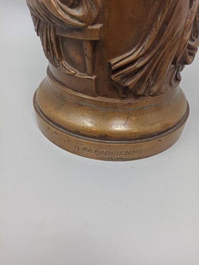 null 
Ferdinand BARBEDIENNE (1810-1892),



Pied de lampe à huile en bronze dont...