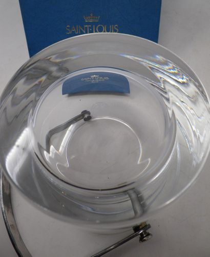 null SAINT-LOUIS

Ice cube bucket in crystal. Original box, new condition.