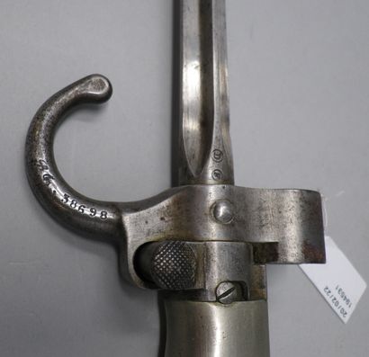 null French bayonet called "Rosalie", shortened Lebel model, cruciform blade. Quillon...
