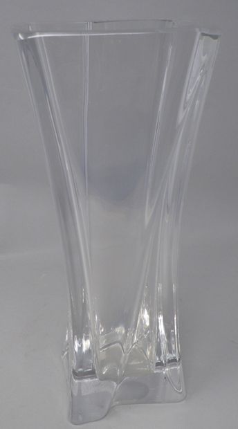 null DAUM

Quadrangular crystal vase.

Signed at the point Daum France.

Height :...