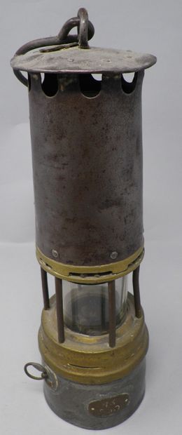 Miner's safety lamp, Arras type, in riveted...