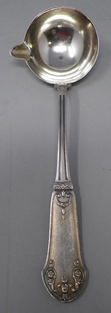 null 
SILVER HANDLE (MINERVA) AND SILVER METAL


In silver and silver plated (Minerva):

-...