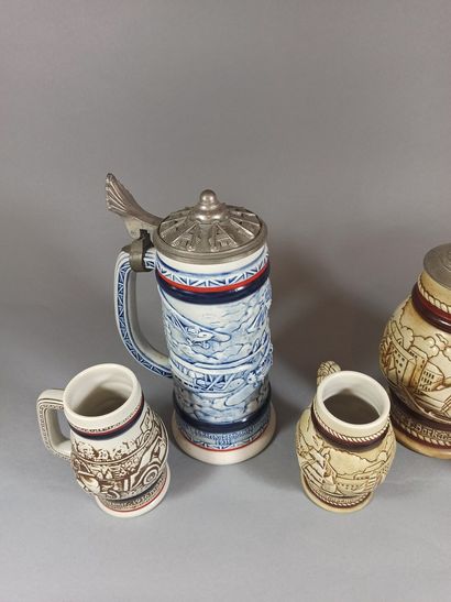 null AVON

Lot of 5 stoneware mugs decorated with scenes on the theme of travel.

Metal...