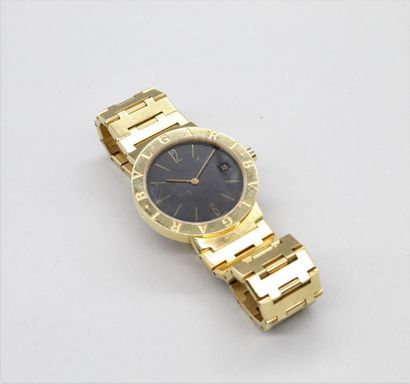 null BULGARI

Ref. BB 33 GGD 

No. P 107082

18K (750) gold bracelet watch. Round...