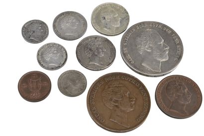 null SUÈDE

Lot de dix monnaies en argent et en bronze :

- Charles XIV, 1/4 de Riksdaler...