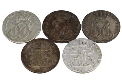 null DANEMARK

Lot de cinq pièces de 24 Skilling : 

- Christian VI : 1732, 1733,...