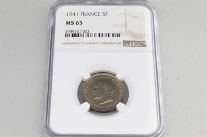 null ETAT FRANÇAIS

5 francs à l'effigie du Maréchal Pétain 1941.

Le Franc : 338/2.

Gradé...