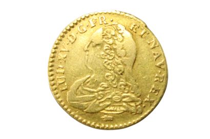 null LOUIS XV (1715 - 1774)

Half gold Louis with glasses 1728 Besançon. 

Dup. :...