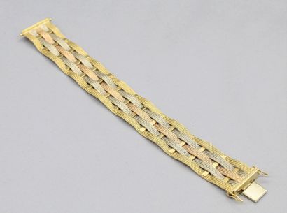 Bracelet en or trois tons 18K (750) composé...
