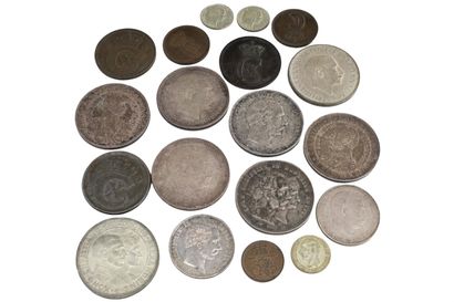DANEMARK 

Lot de dix-neuf monnaies de Chritian...