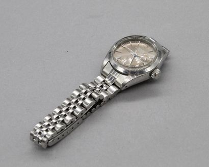 null ROLEX

Date

Ref. 6916

No. 4214744

Ladies' wrist watch in steel. Round case,...