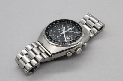 null OMEGA 

Speedmaster 

Ref. 176 0012

No. 45255789

Stainless steel wrist chronograph....
