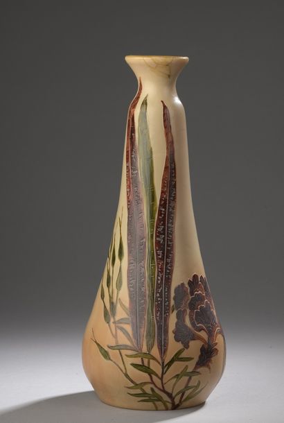 LEGRAS (1867 - 1966) 

Conical vase 
