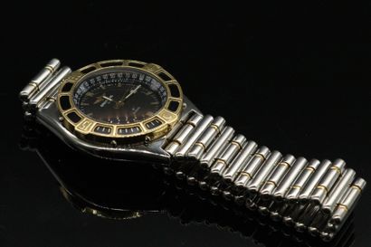 null BREITLING 

J Class

No. 80260

No. D 52063

Ladies' wrist watch in steel. Round...