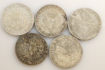 null FRANCE 

Lot de 27 monnaies Royales, principalement en argent 

Charles le Chauve...