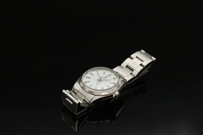 null ROLEX

Oyster Perpetual 

Ref. 6551

No. 2423839

Steel mid-size wristwatch....