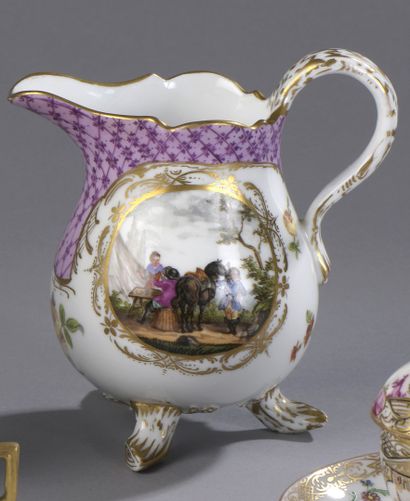 null MEISSEN, 18th century

Porcelain tripod jug with handle, of a shape taken from...