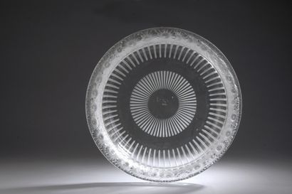 null LALIQUE CRYSTAL 

Marguerites" cup (model created in 1941). Proof in satin-finished...