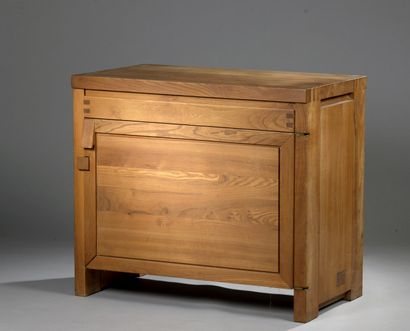 null Pierre CHAPO (1927 - 1987)

Short chest with one door, model R09B of the artist's...